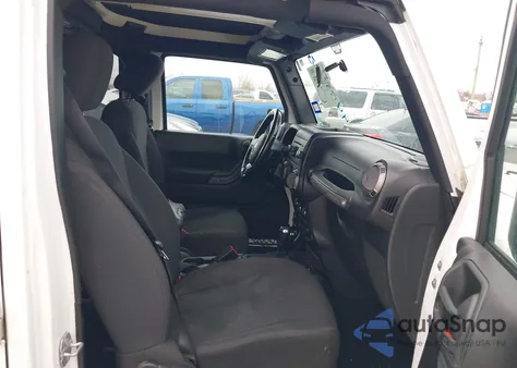 2017 Jeep Wrangler Unlimited Sport 4X4 z USA, uszkodzony, nr VIN 1C4BJWDG2HL743379